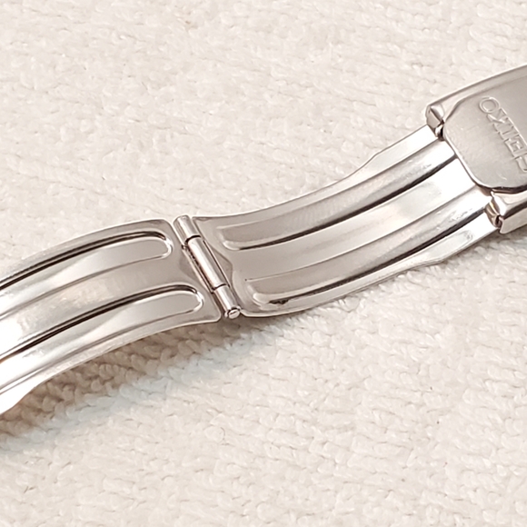 Seiko Presidential Men's Day Date Gold Tone Watch Silver Dial One Jewel Vintage - Picture 7 of 11